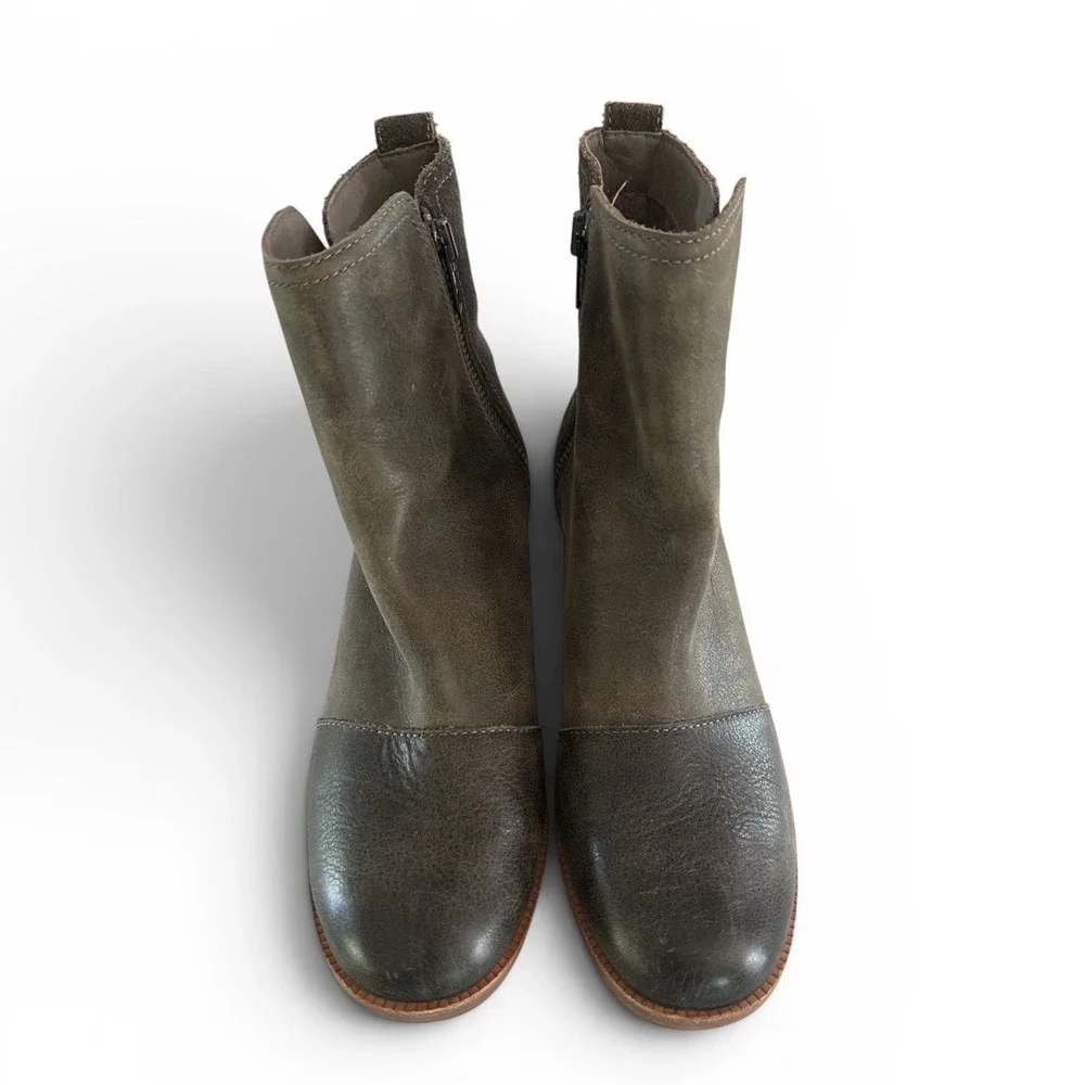 Sorel Suede Ankle Boots Womens Size 7.5